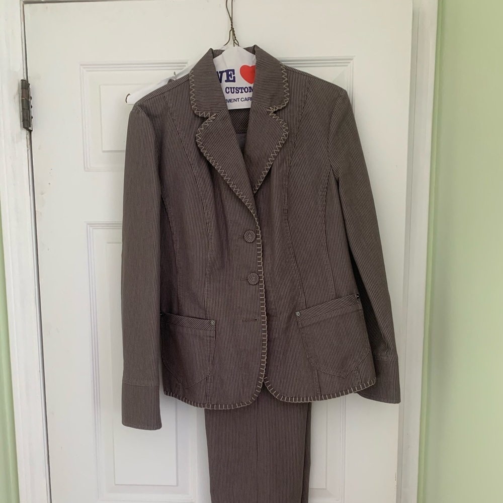 Bianca suit